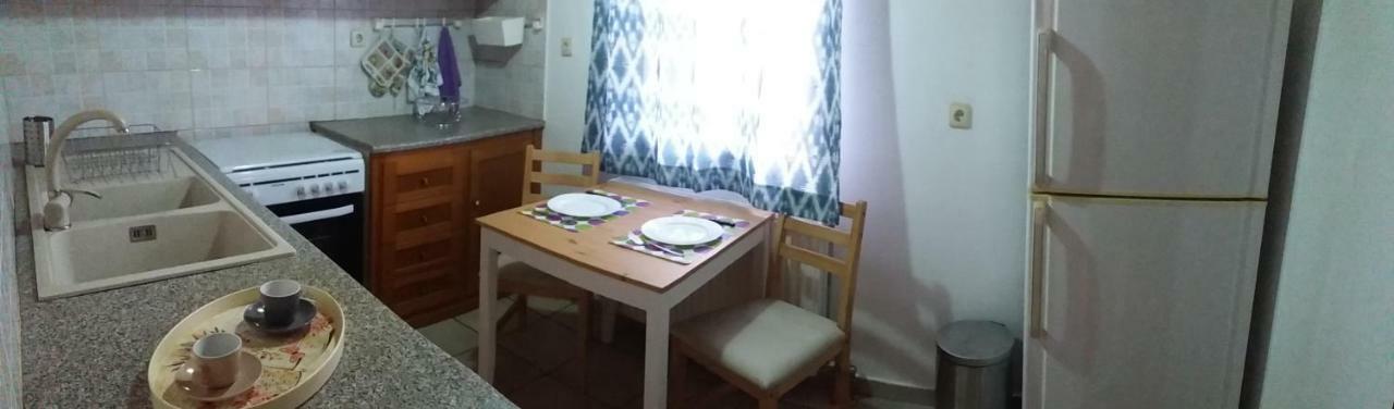Appartement Radovoli à Papingo Extérieur photo